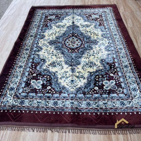 سجاد حجم كبير مخمل معرّق بقياس 2 * 3 متر